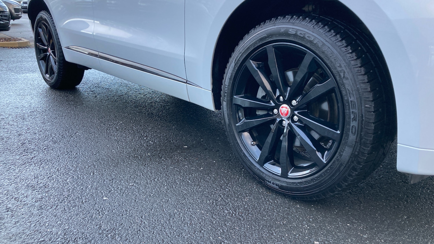 Used Jaguar F-Pace 2020 for sale - 76862261: Photo 34