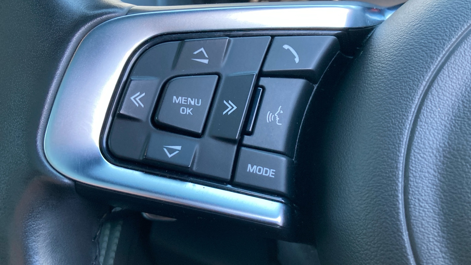 Used Jaguar F-Pace 2020 for sale - 76862261: Photo 43