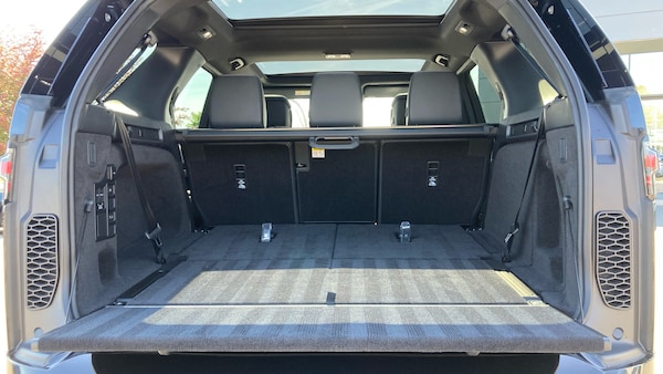 Used Land Rover Discovery 2025 for sale - 76193000: Photo 10