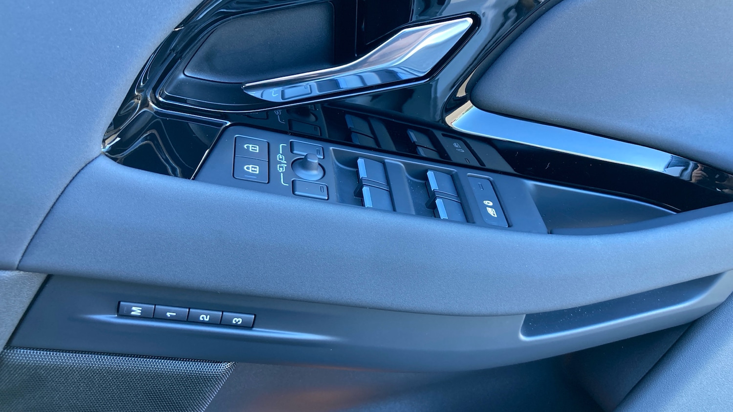 Used Land Rover Range Rover Evoque 2025 for sale - 76383061: Photo 44