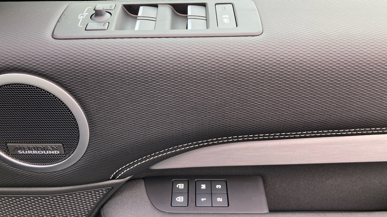 Used Land Rover Discovery 2025 for sale - 77285431: Photo 44