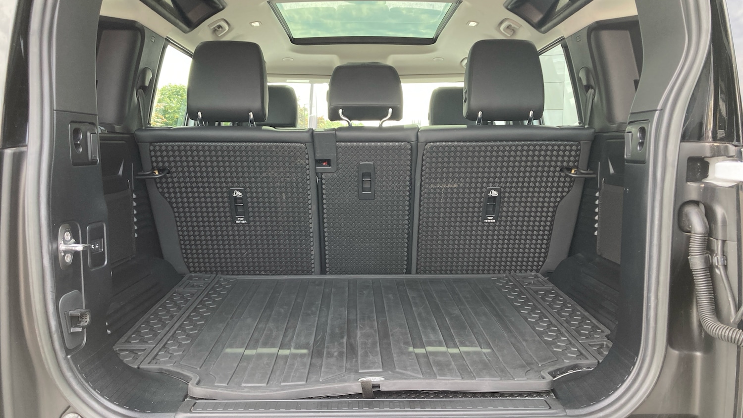 Used Land Rover Defender 2022 for sale - 76455115: Photo 10