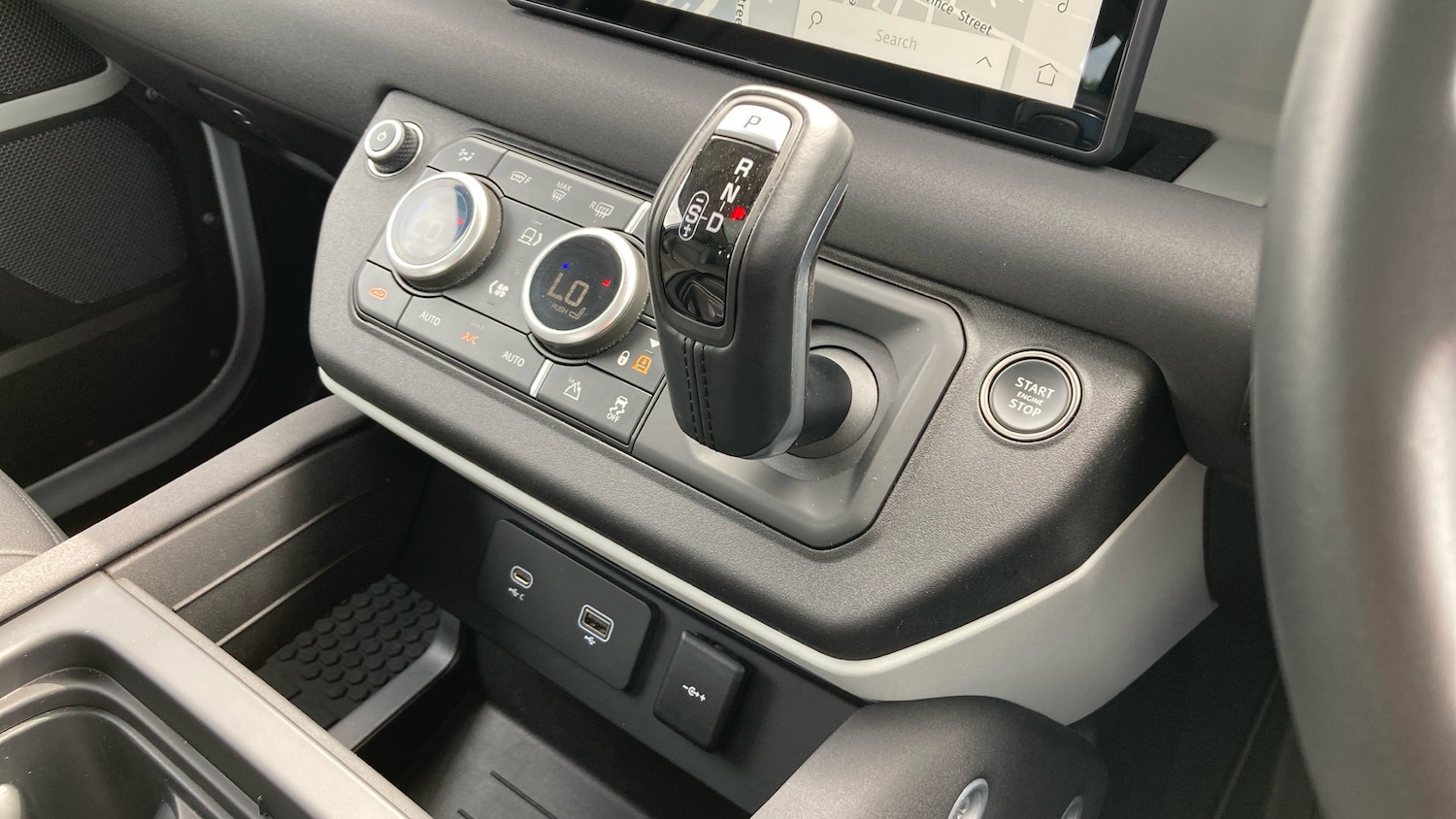 Used Land Rover Defender 2022 for sale - 76455115: Photo 13