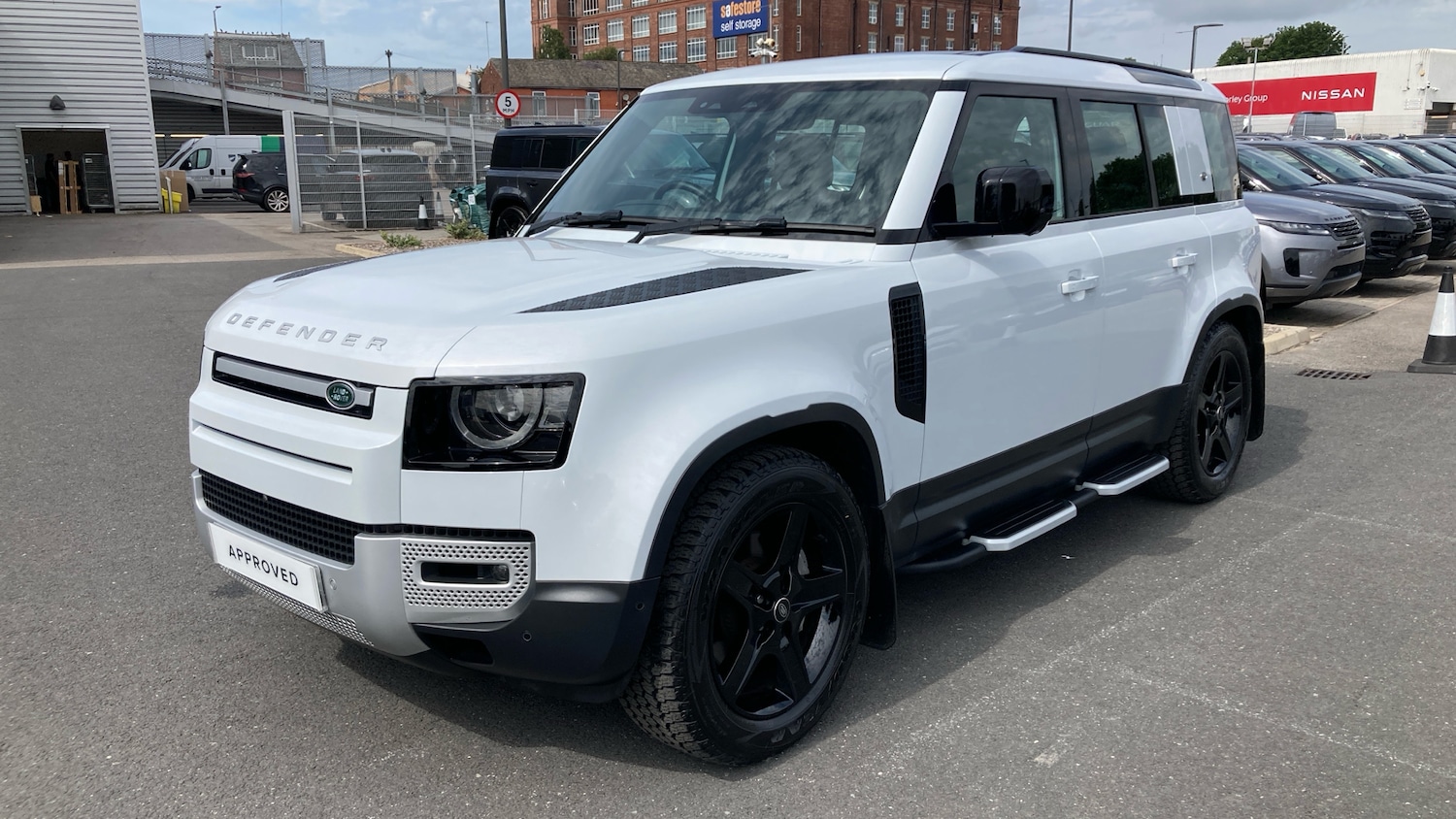 Used Land Rover Defender 2022 for sale - 76455115: Photo 30