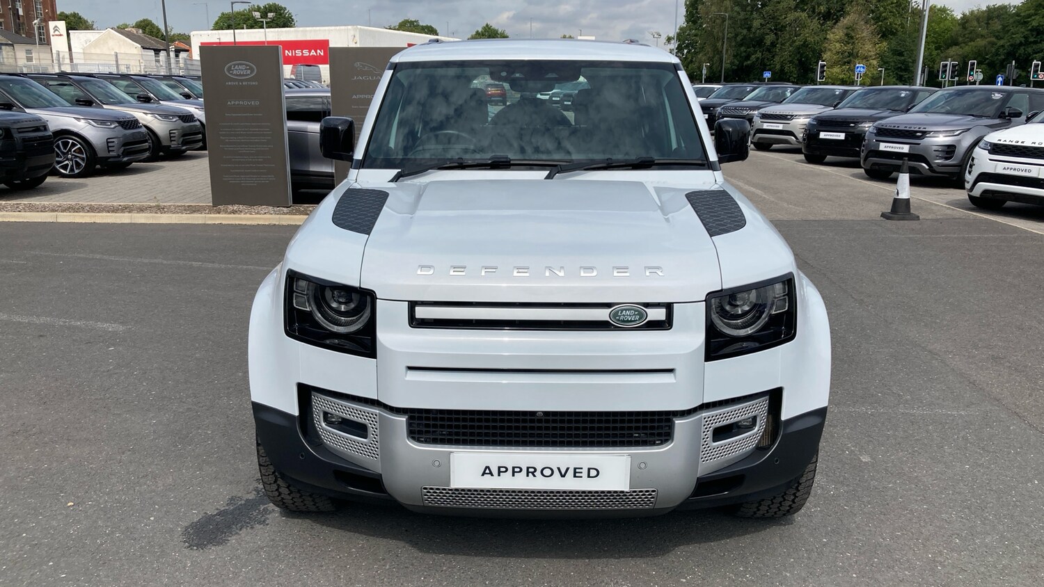 Used Land Rover Defender 2022 for sale - 76455115: Photo 31