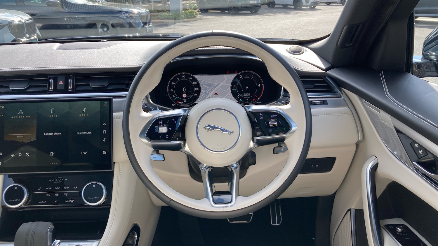 Used Jaguar F-Pace 2023 for sale - 76157676: Photo 15
