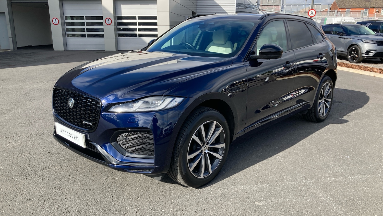 Used Jaguar F-Pace 2023 for sale - 76157676: Photo 30