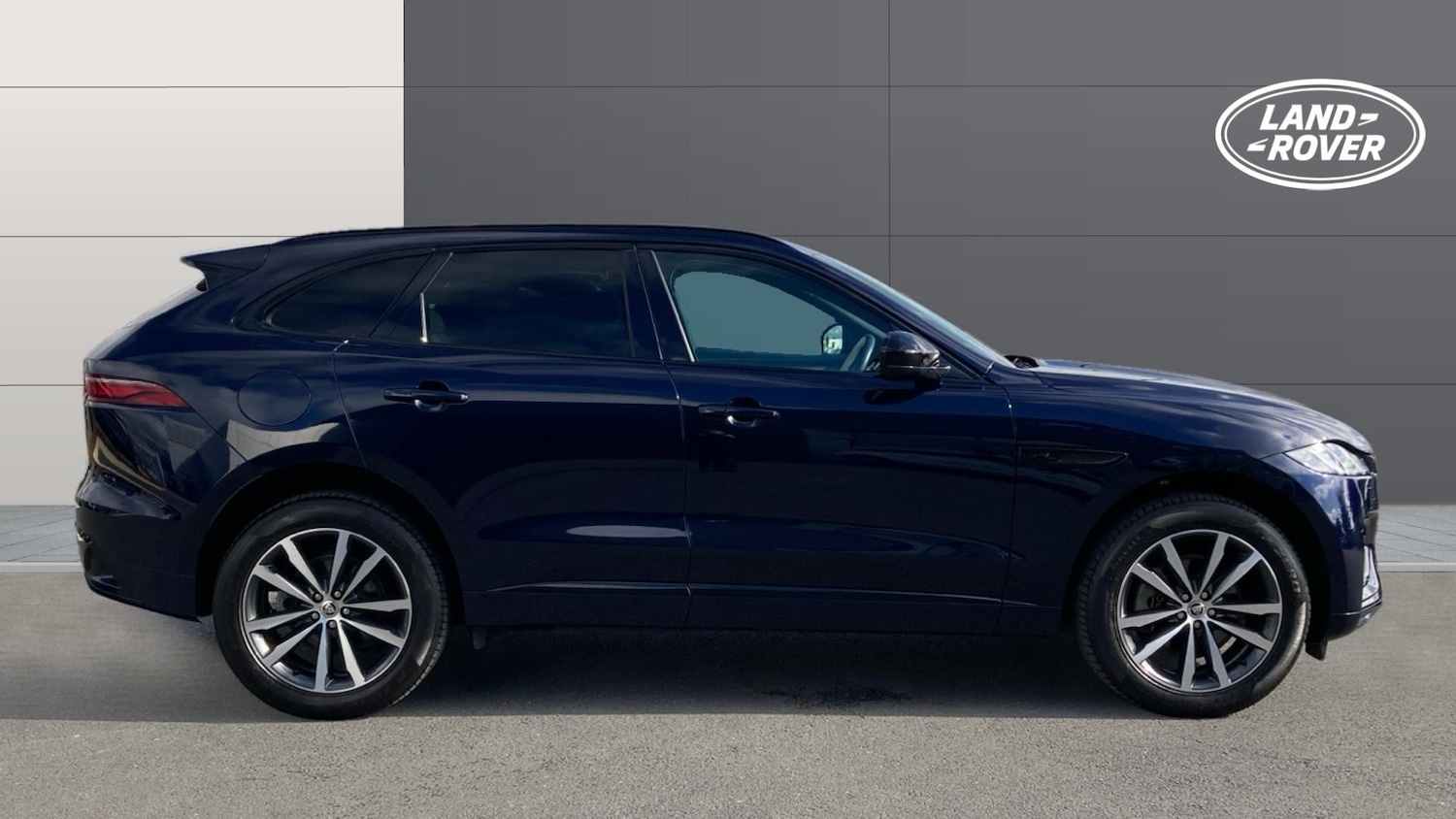 Used Jaguar F-Pace 2023 for sale - 76157676: Photo 5
