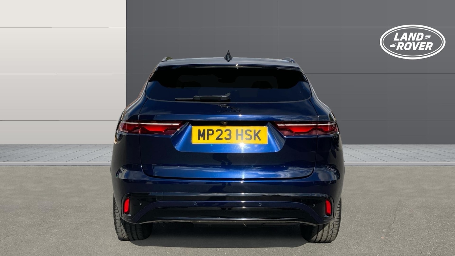 Used Jaguar F-Pace 2023 for sale - 76157676: Photo 6
