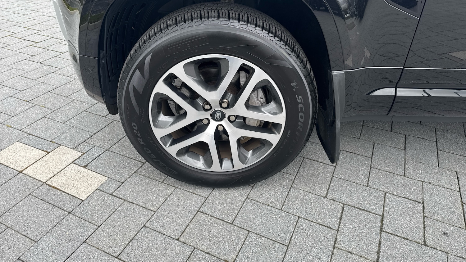 Used Land Rover Defender 2023 for sale - 77639142: Photo 37