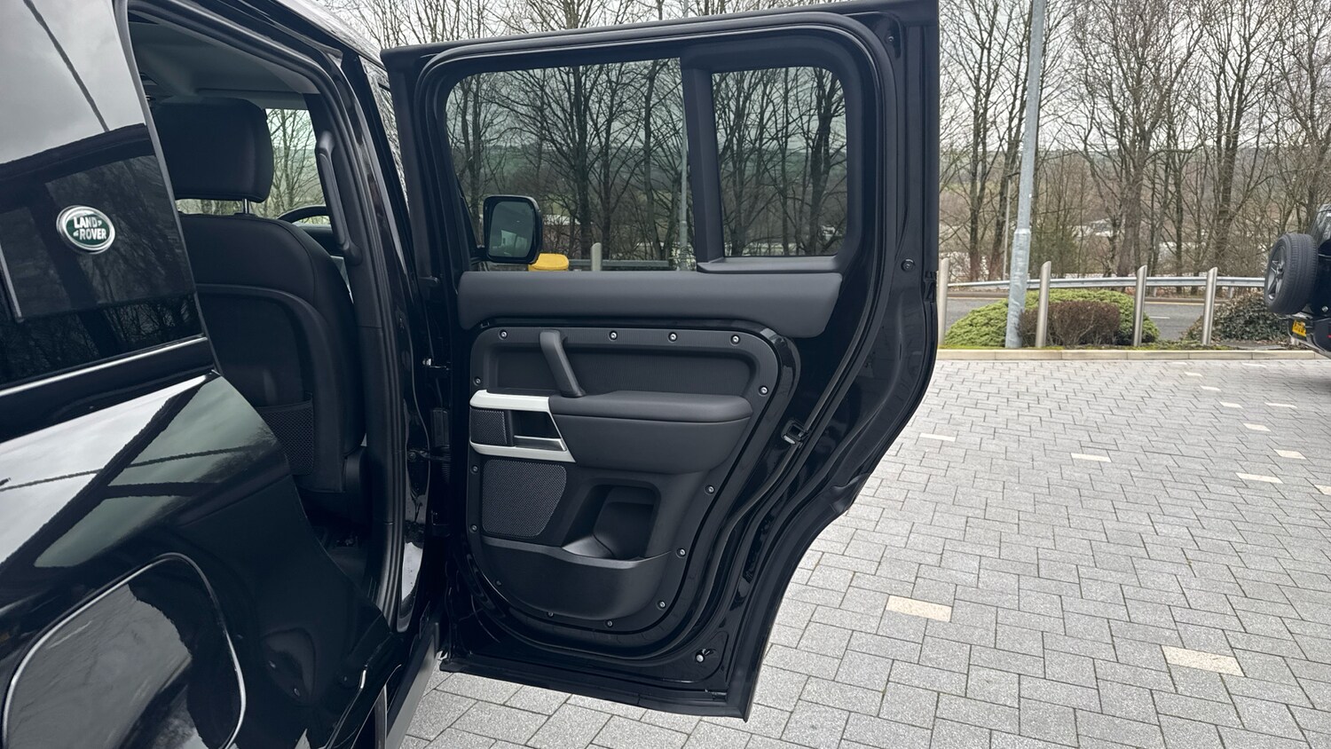 Used Land Rover Defender 2023 for sale - 77639142: Photo 42