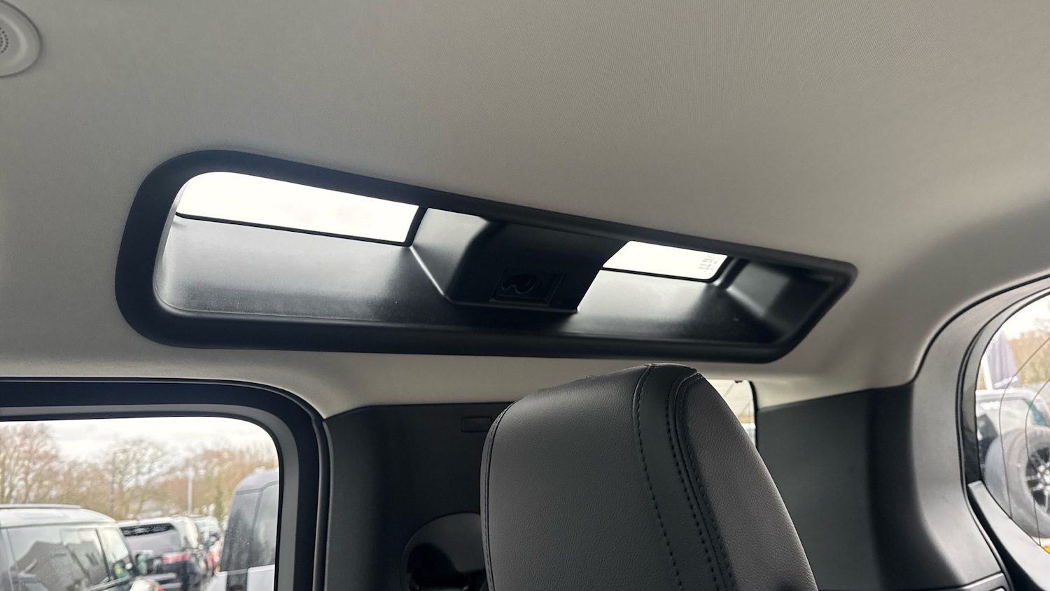 Used Land Rover Defender 2023 for sale - 77639142: Photo 45