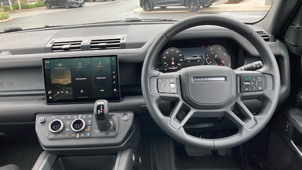Used Land Rover Defender 2025 for sale - 76268168: Photo 15
