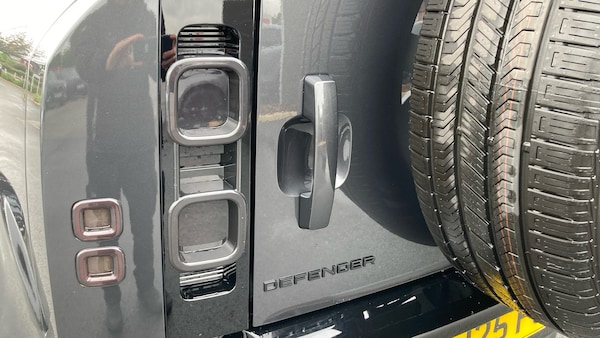 Used Land Rover Defender 2025 for sale - 76268168: Photo 19