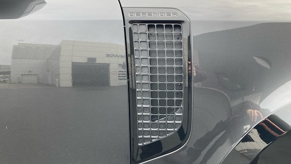 Used Land Rover Defender 2025 for sale - 76268168: Photo 22