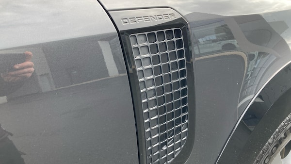 Used Land Rover Defender 2025 for sale - 76268168: Photo 24