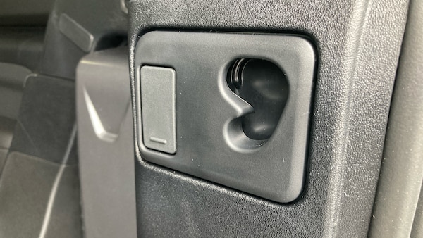 Used Land Rover Defender 2025 for sale - 76268168: Photo 28