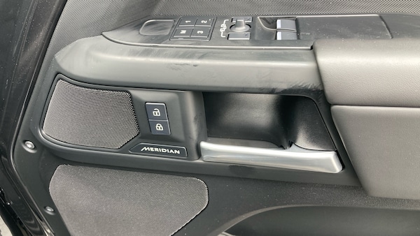 Used Land Rover Defender 2025 for sale - 76268168: Photo 45