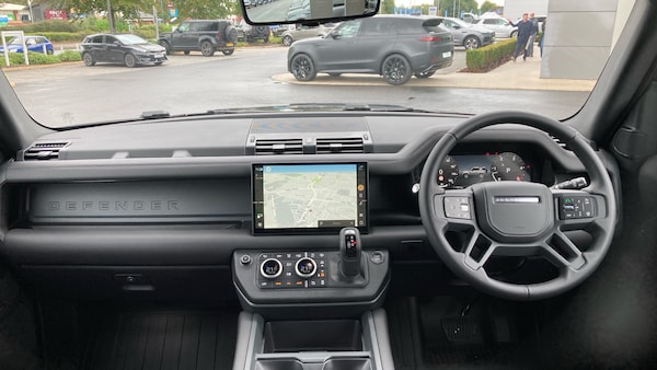 Used Land Rover Defender 2025 for sale - 76268168: Photo 9