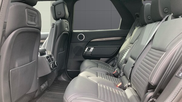Used Land Rover Discovery 2023 for sale - 76184277: Photo 4
