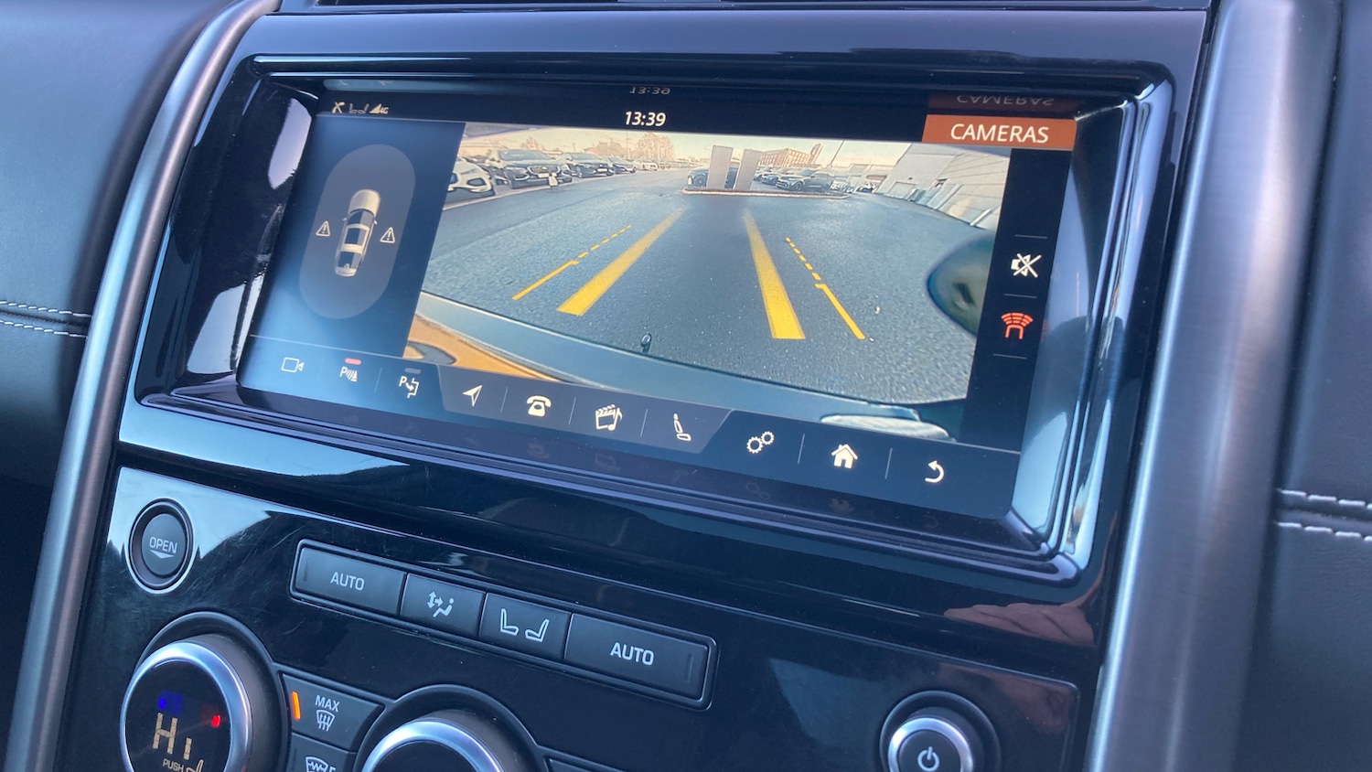 Used Land Rover Discovery 2019 for sale - 77286139: Photo 12