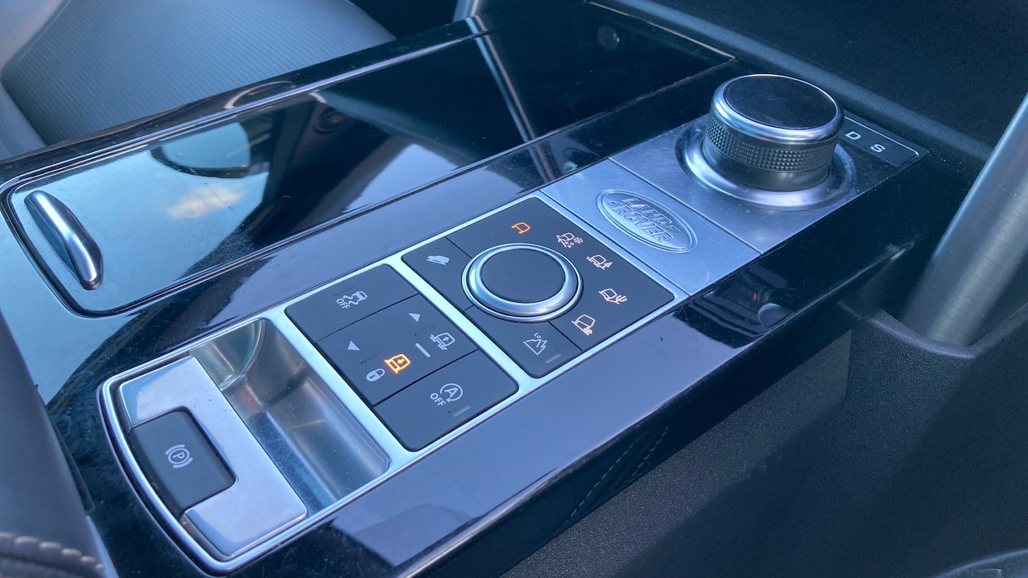 Used Land Rover Discovery 2019 for sale - 77286139: Photo 13