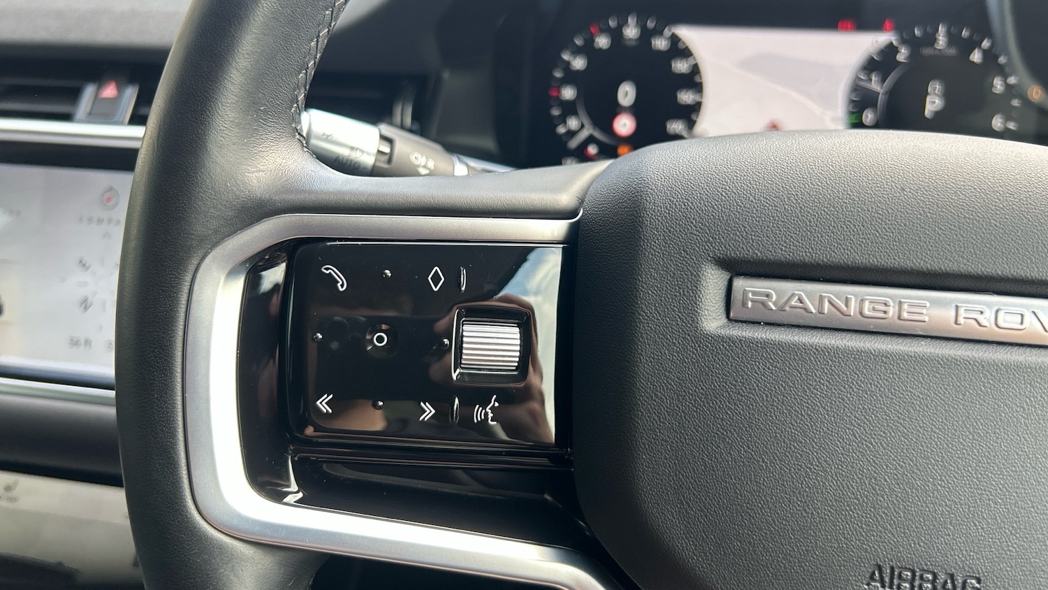 Used Land Rover Range Rover Evoque 2021 for sale - 76391605: Photo 78