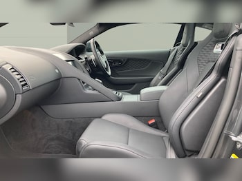 Used Jaguar F-Type 2024 for sale - 76576581: Photo