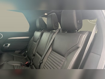 Used Land Rover Discovery 2024 for sale - 78028481: Photo