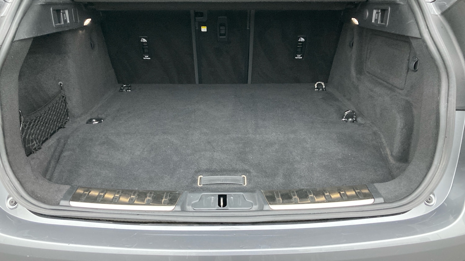 Used Jaguar F-Pace 2023 for sale - 77976907: Photo 10