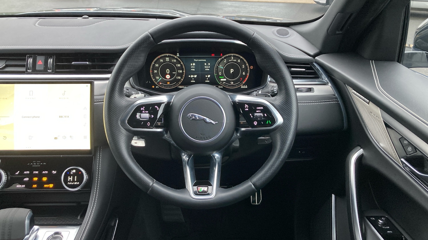 Used Jaguar F-Pace 2023 for sale - 77976907: Photo 15