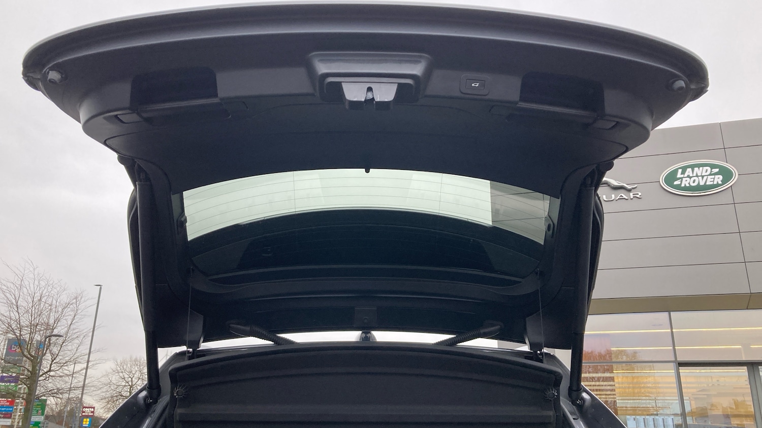 Used Jaguar F-Pace 2023 for sale - 77976907: Photo 27