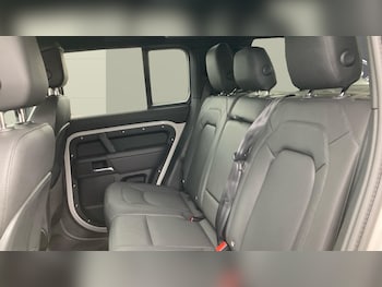 Used Land Rover Defender 2026 for sale - 79101718: Photo