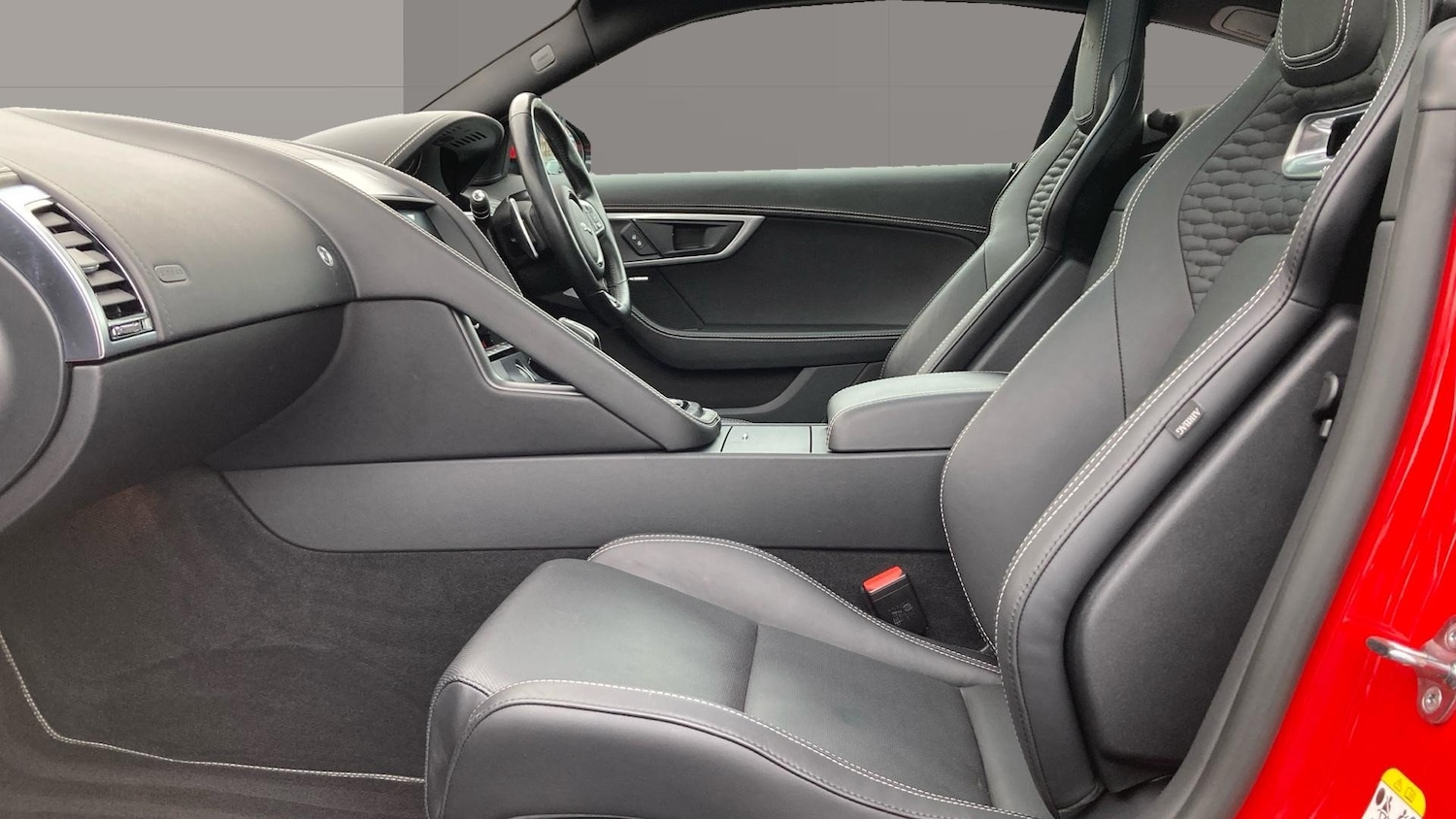 Used Jaguar F-Type 2021 for sale - 76508073: Photo 3