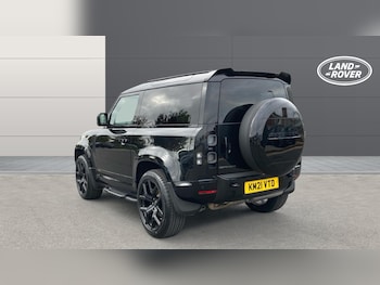 Used Land Rover Defender 2021 for sale - 75653296: Photo