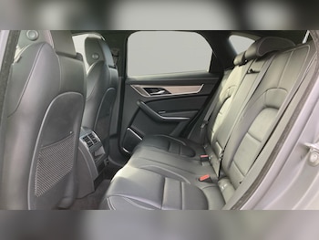 Used Jaguar F-Pace 2024 for sale - 76161824: Photo 4