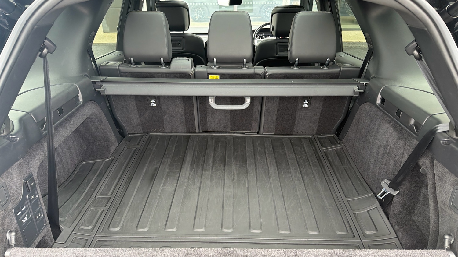 Used Land Rover Discovery 2021 for sale - 77718523: Photo 10