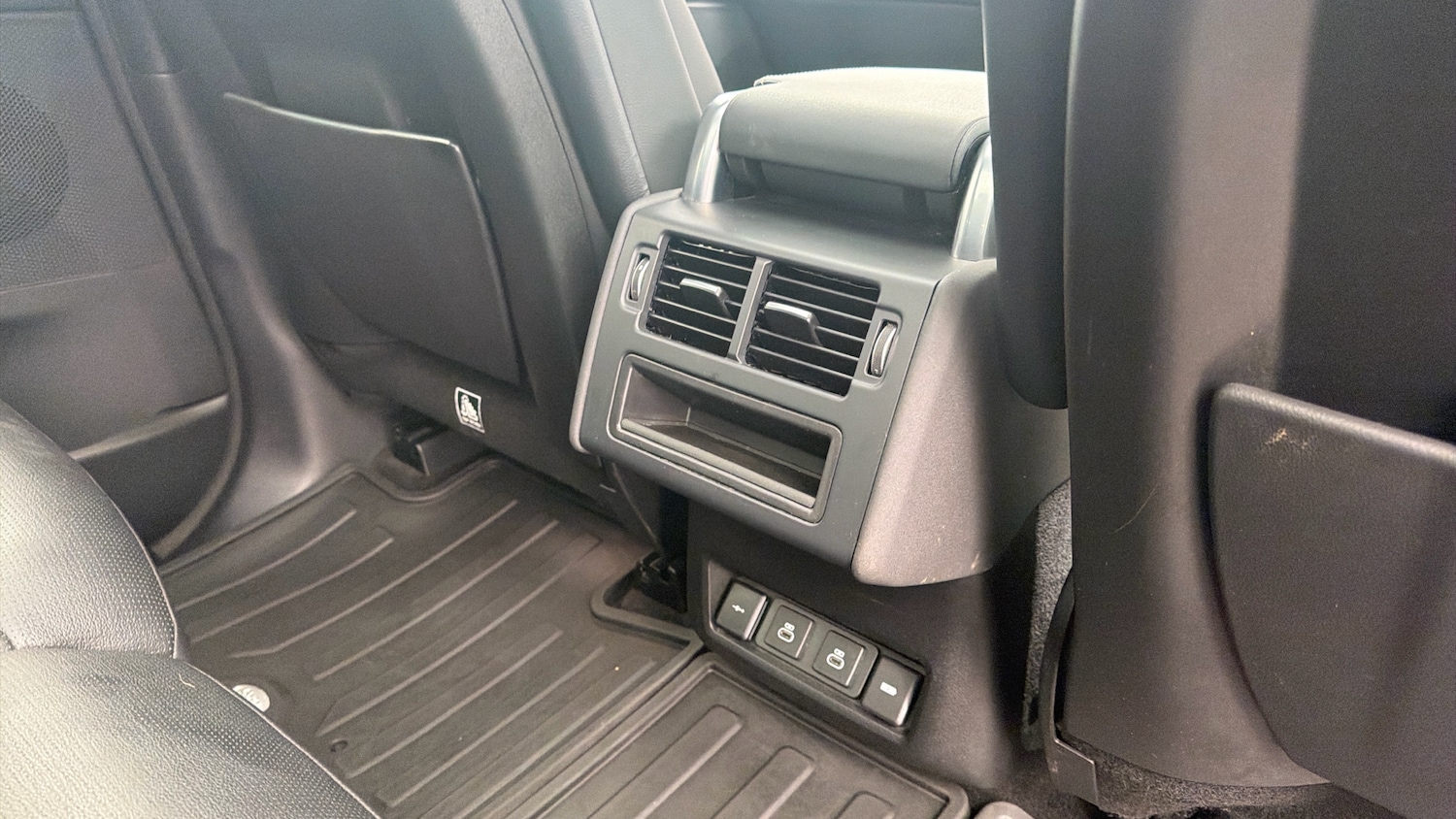 Used Land Rover Discovery 2021 for sale - 77718523: Photo 18