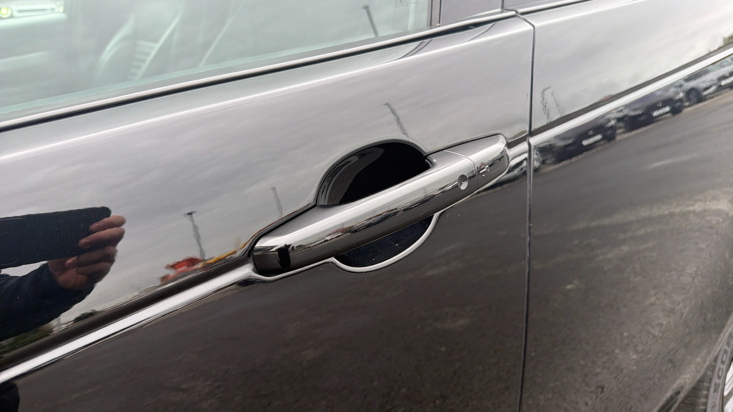 Used Land Rover Discovery 2021 for sale - 77718523: Photo 32