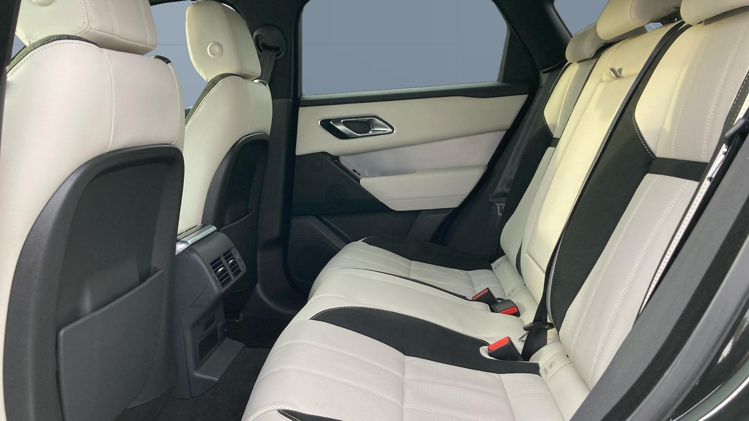 Used Land Rover Range Rover Velar 2022 for sale - 76818708: Photo 4