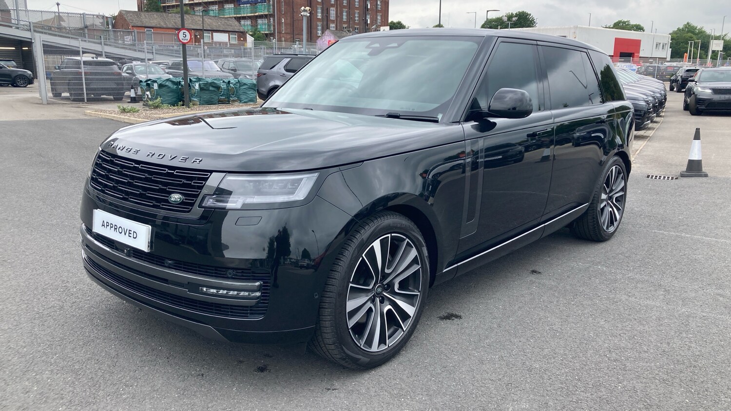 Used Land Rover Range Rover 2025 for sale - 76555630: Photo 30