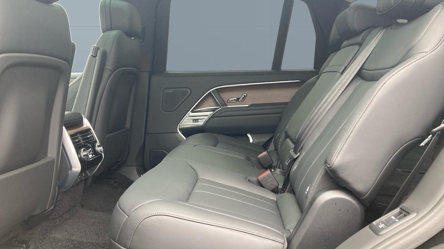 Used Land Rover Range Rover 2025 for sale - 76555630: Photo 4