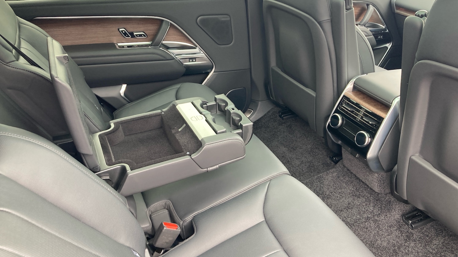 Used Land Rover Range Rover 2025 for sale - 76555630: Photo 43