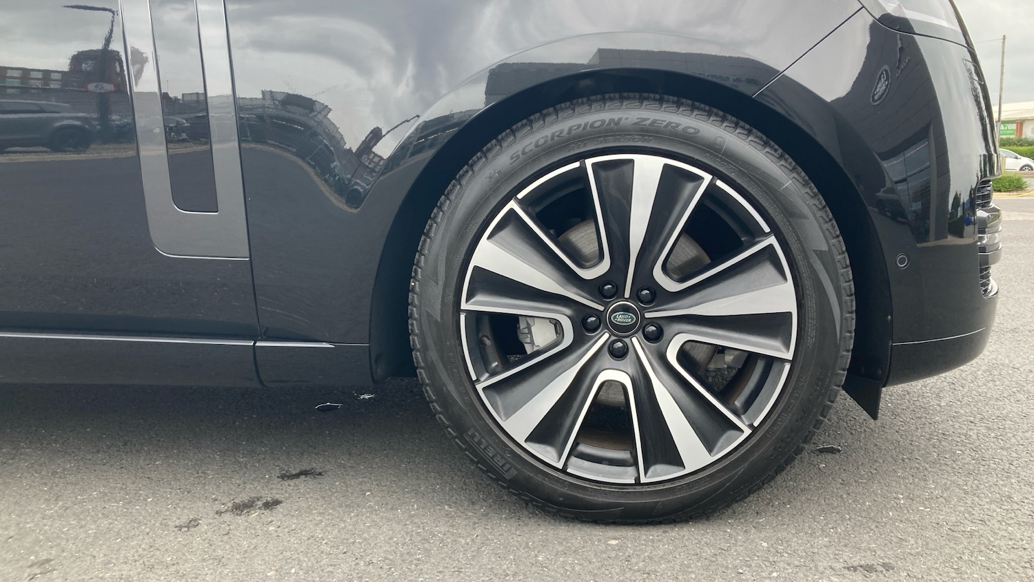 Used Land Rover Range Rover 2025 for sale - 76555630: Photo 8