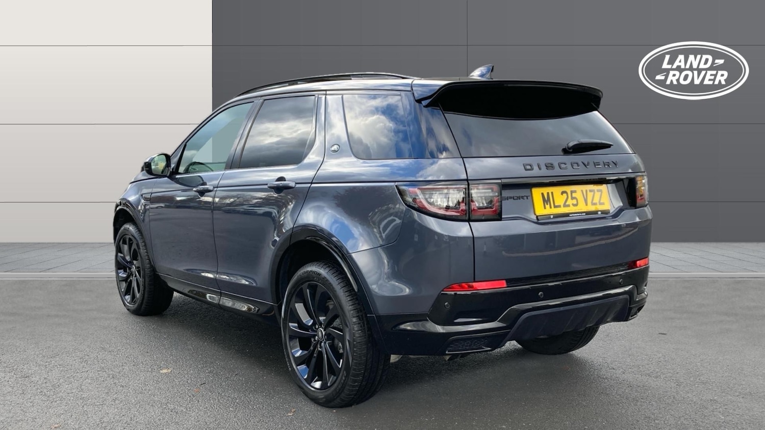 Used Land Rover Discovery Sport 2025 for sale - 76322418: Photo 2