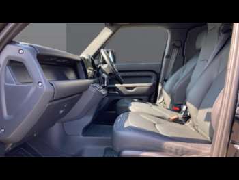 Used Land Rover Defender 2023 for sale - 74694994: Photo