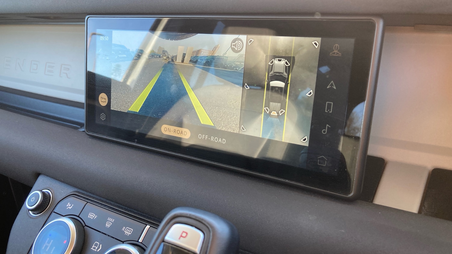 Used Land Rover Defender 2020 for sale - 77353484: Photo 12