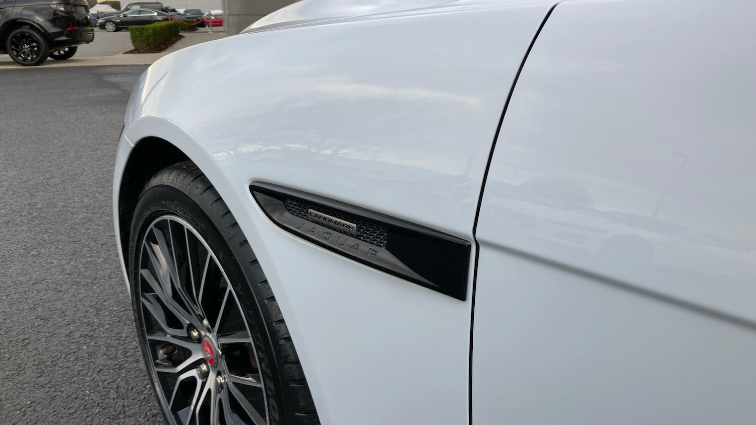 Used Jaguar XE 2019 for sale - 76882352: Photo 20