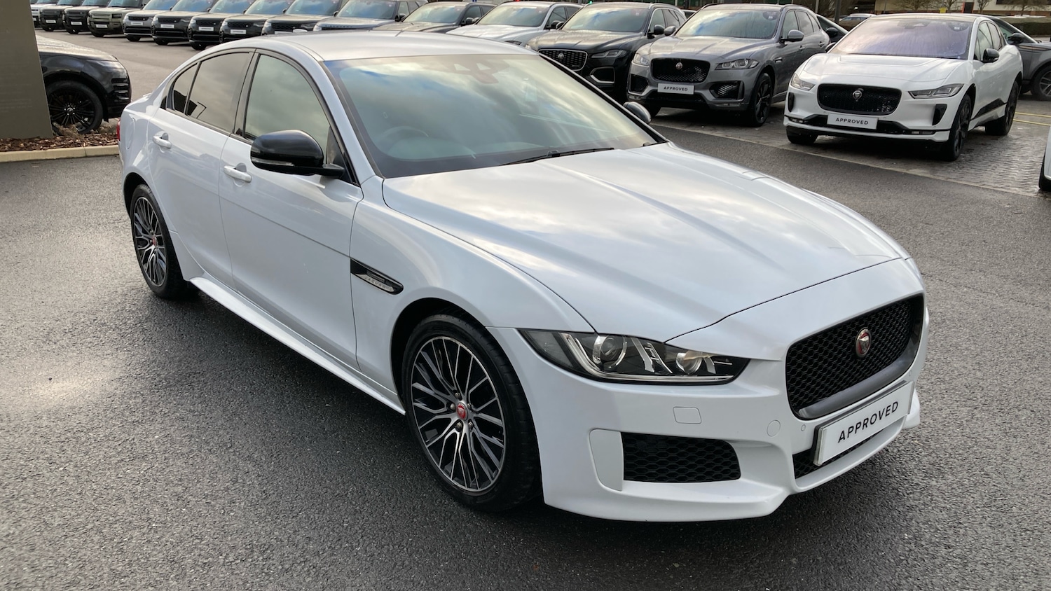 Used Jaguar XE 2019 for sale - 76882352: Photo 33