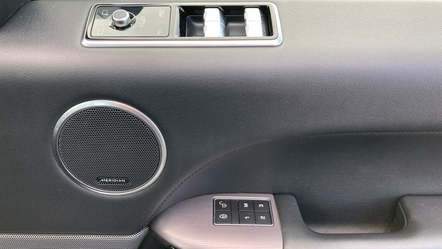 Used Land Rover Range Rover Sport 2018 for sale - 76494391: Photo 45